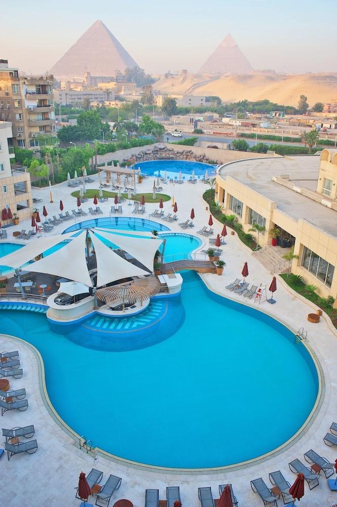 Le Meridien Pyramids Hotel & Spa Giza Eksteriør bilde